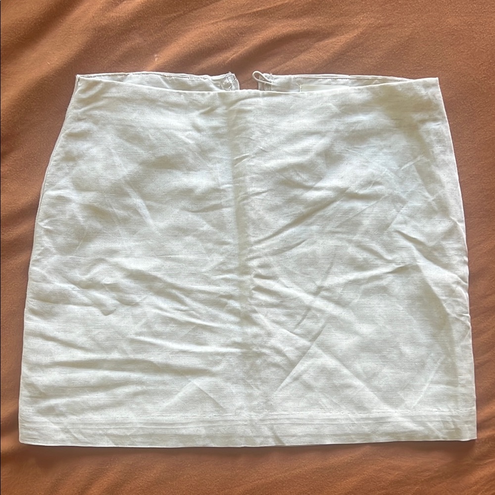 Elegant White Skirt